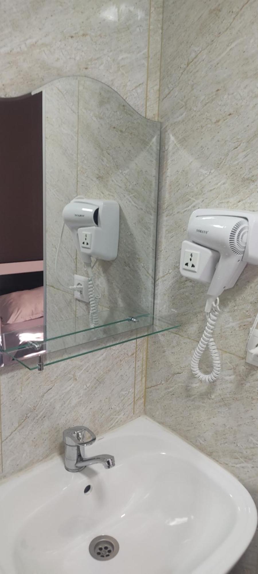 Hotel Lux Tbilisi Eksteriør billede