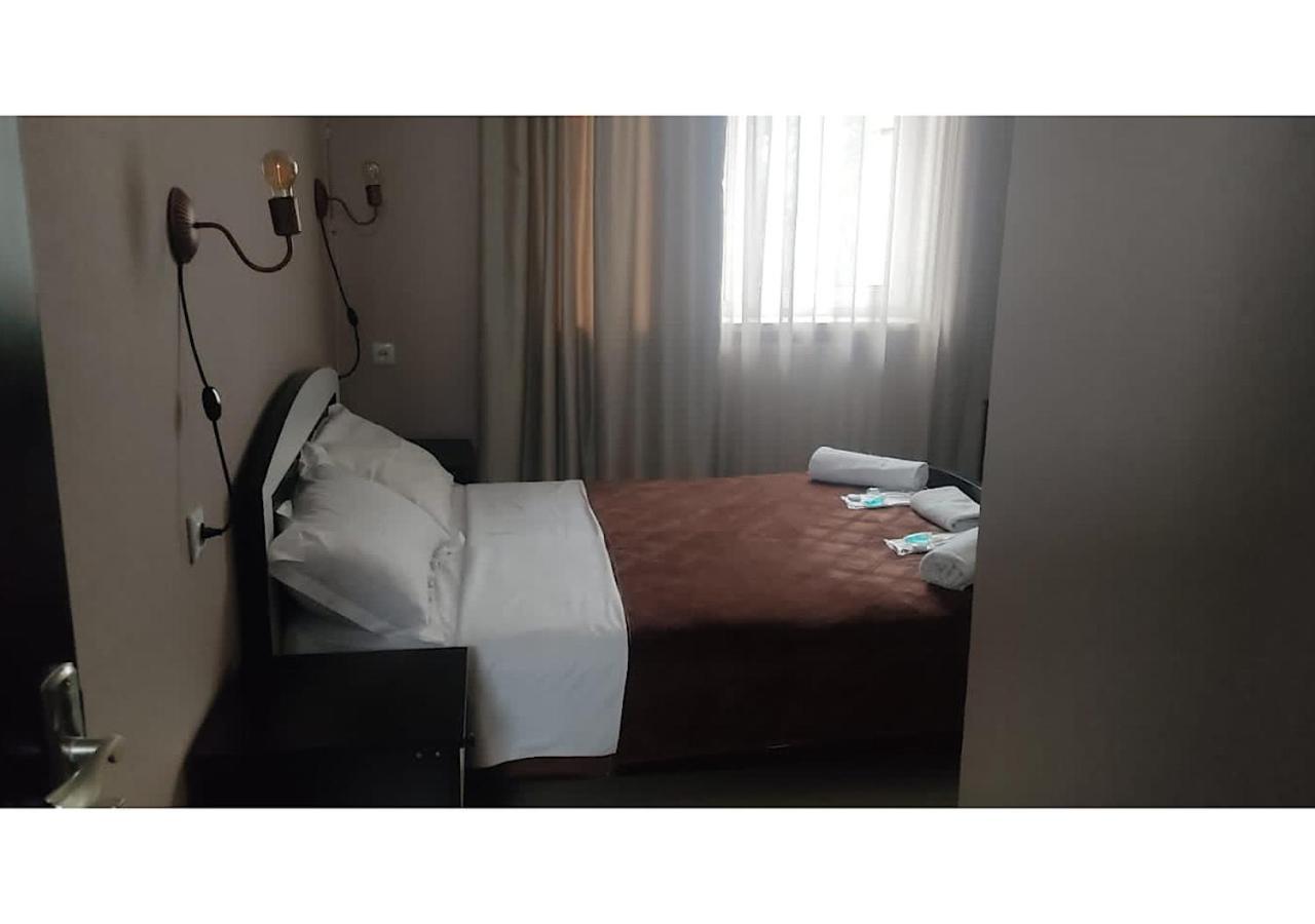 Hotel Lux Tbilisi Eksteriør billede