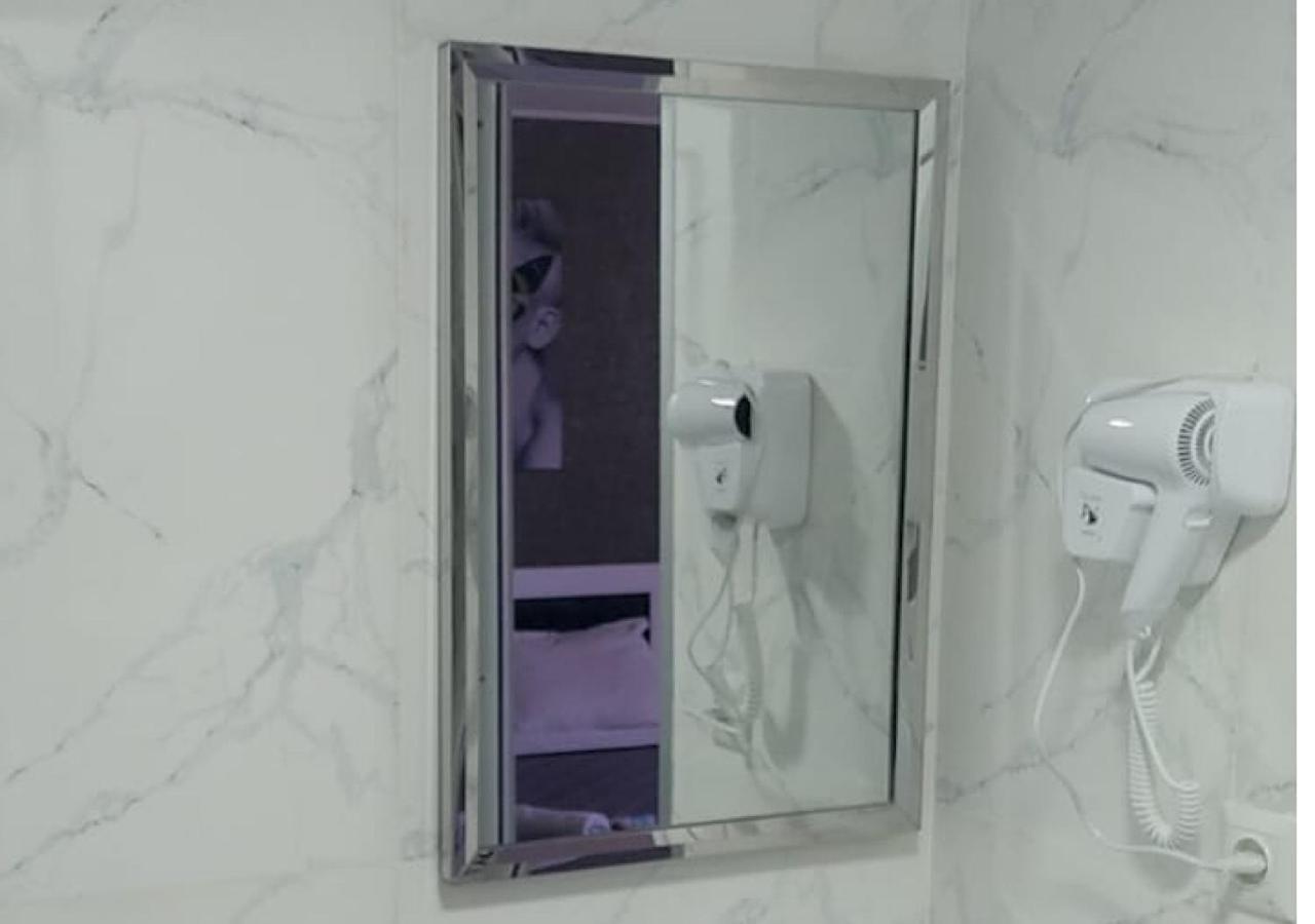 Hotel Lux Tbilisi Eksteriør billede
