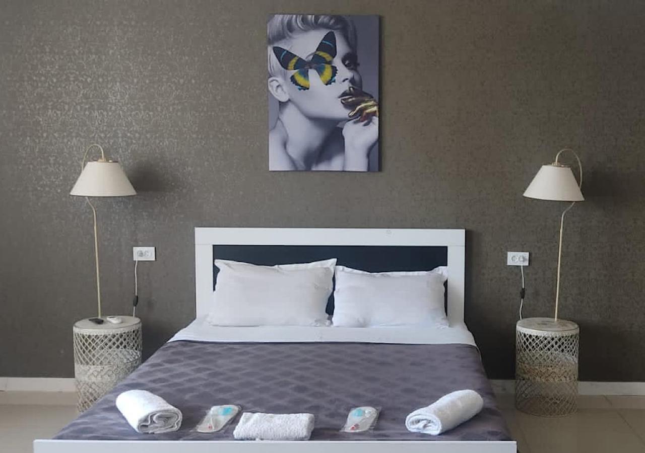 Hotel Lux Tbilisi Eksteriør billede